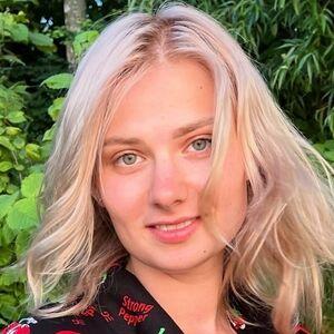 Profile photo of mrs.tori.ka
