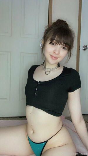 MyaXS photo 114