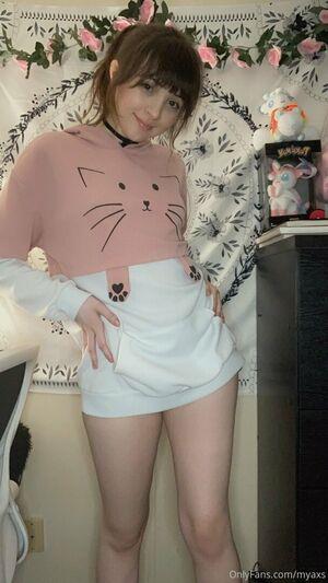 MyaXS photo 133