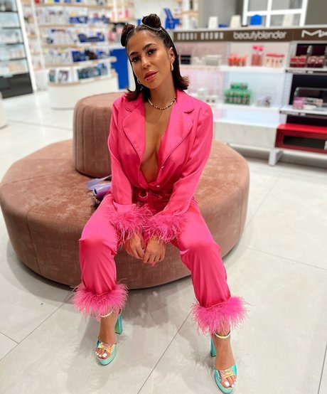 Nadia Jaftha photo 15