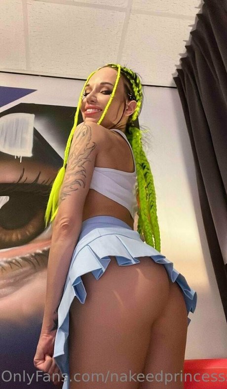 Nakeedprincesss photo 12