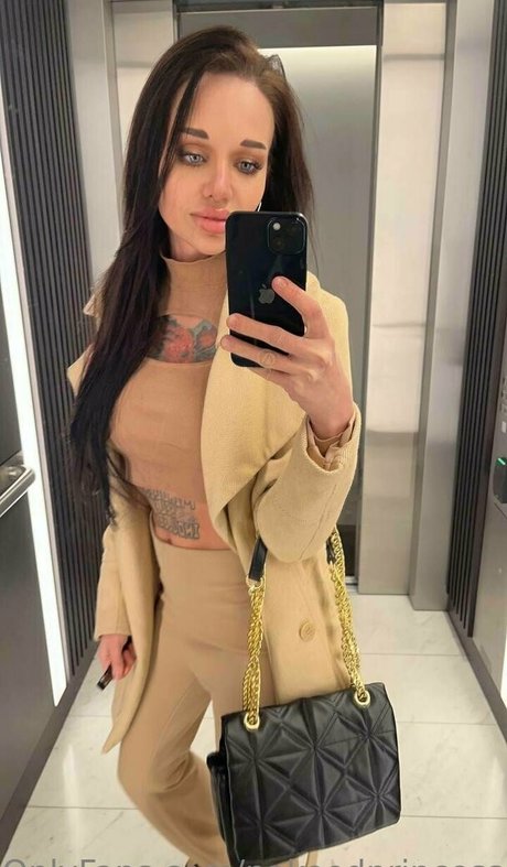 Nakeedprincesss photo 28