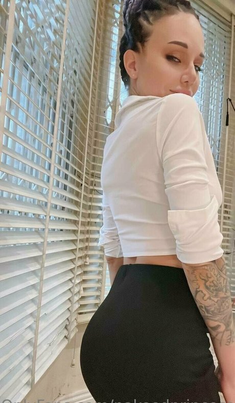 Nakeedprincesss photo 34
