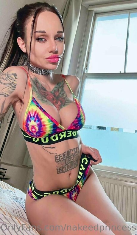 Nakeedprincesss photo 47