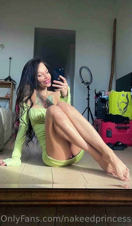 Nakeedprincesss photo 63