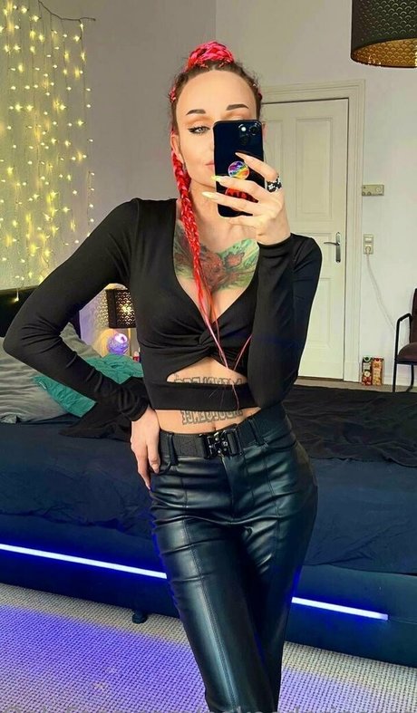 Nakeedprincesss photo 79