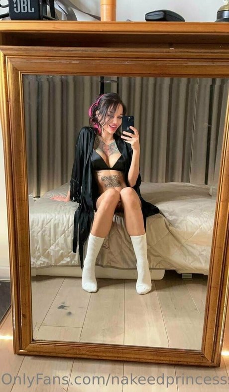 Nakeedprincesss photo 103