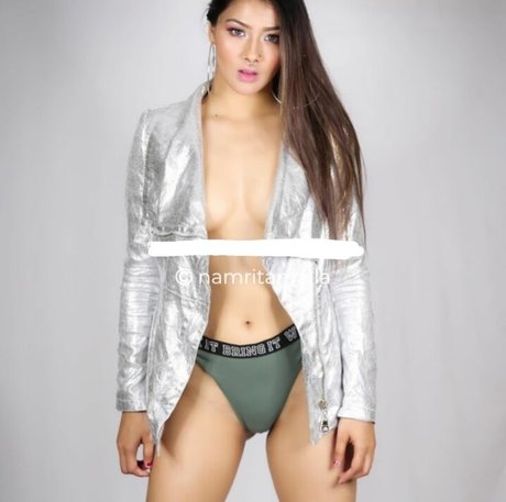 Namrata Malla photo 34