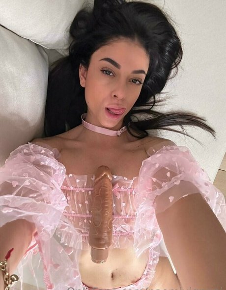 Naomi Vignomi photo 106