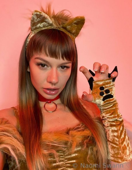 Naomiswann photo 156