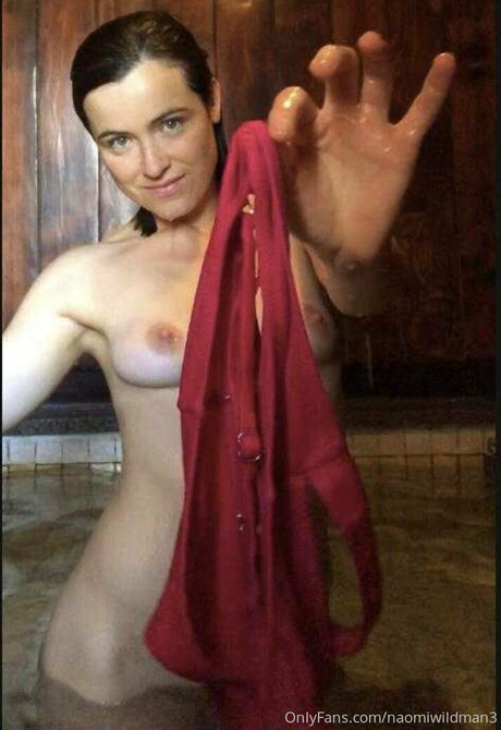 Naomiwildman3 photo 23