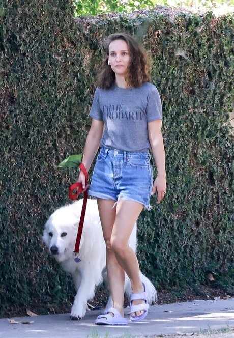 Natalie Portman photo 238