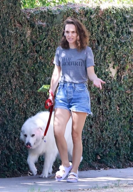 Natalie Portman photo 375