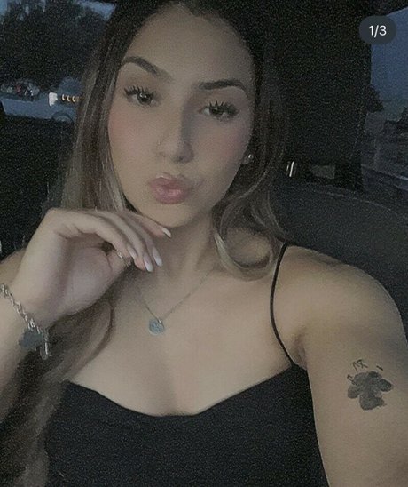 Nataliedoughty0 photo 1