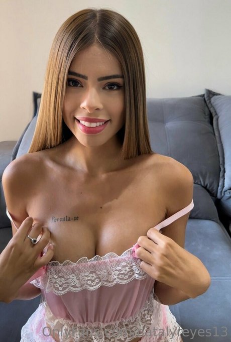 Natalyreyes13 photo 200