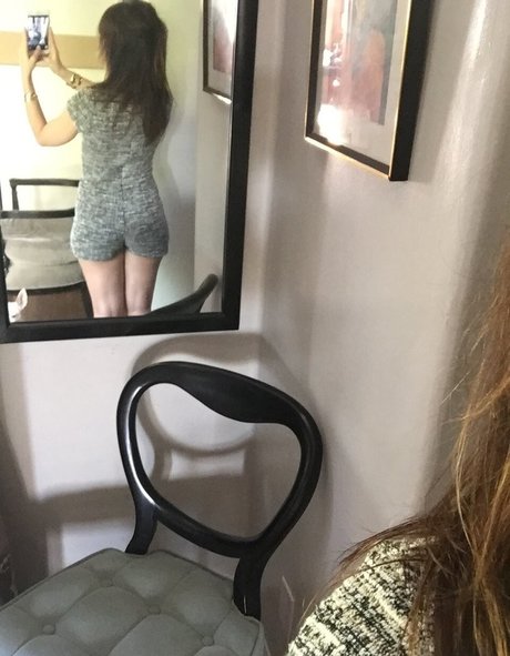 Natasha Leggero photo 16