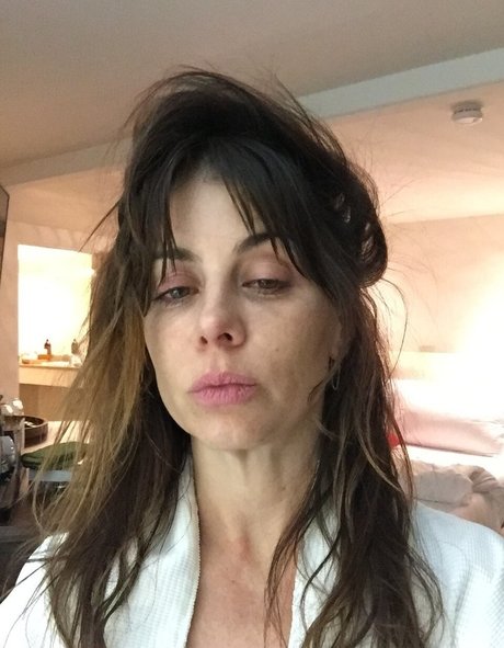 Natasha Leggero photo 19