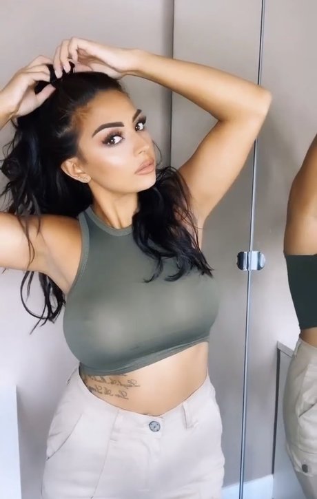 Natasha Sandhu photo 11