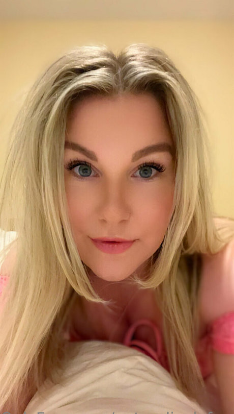 Natural Jayla photo 18
