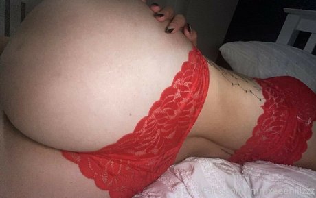 Naughtyblondexx photo 4