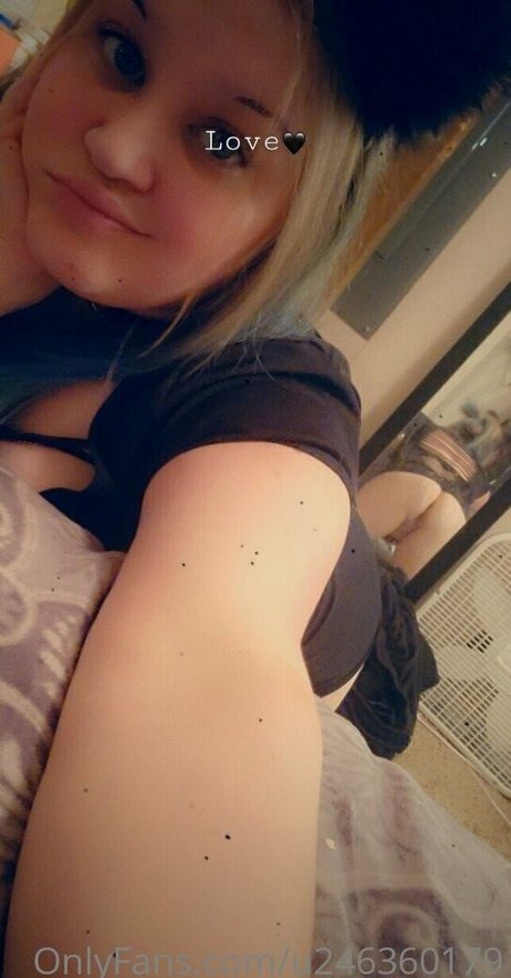 Naughtylilnekofree photo 11