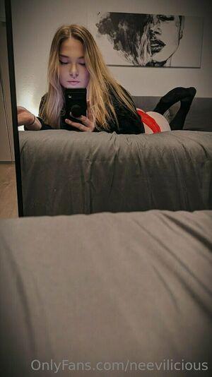 neevilicious photo 22