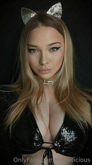 neevilicious photo 41