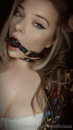 neevilicious photo 104