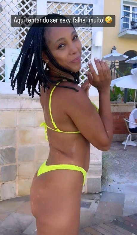 Negra Li photo 11