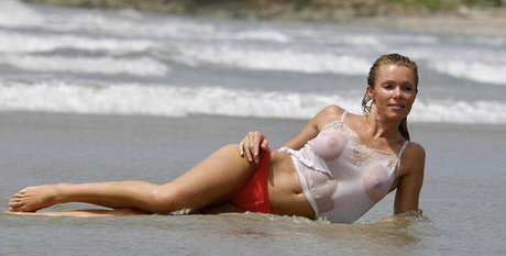 Nell McAndrew photo 12