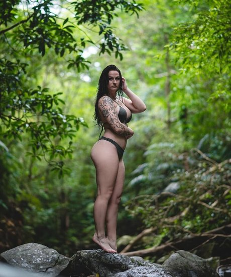 Nerdypeachbabe photo 8