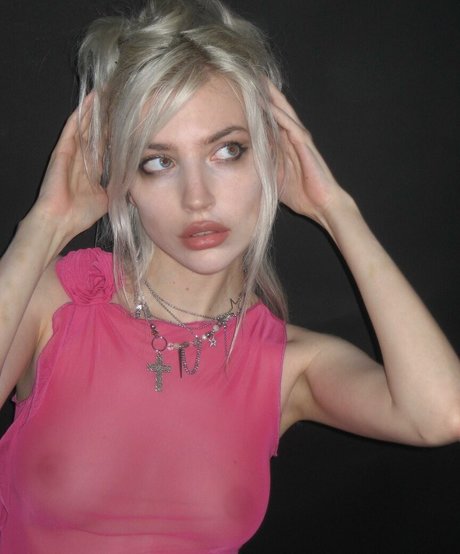 Newfaceinnhell photo 4