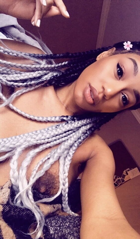 Nia Simone photo 44