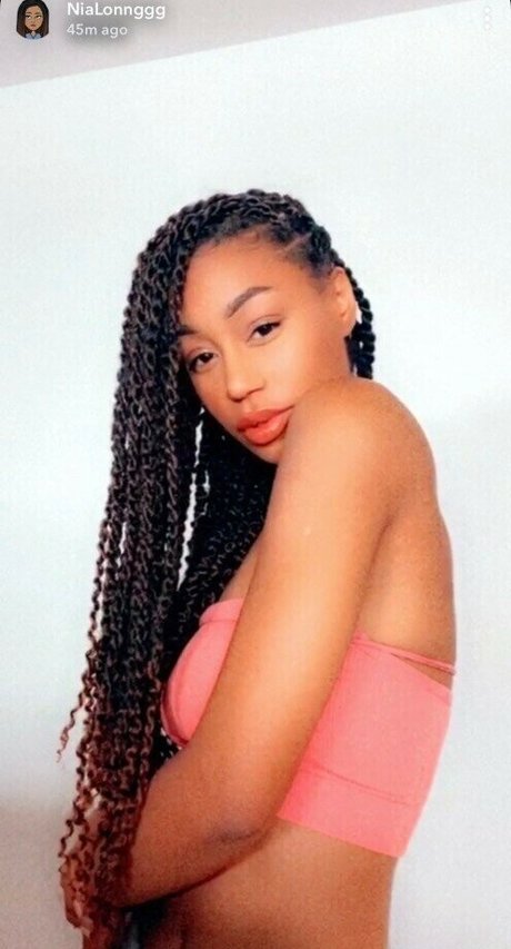 Nia Simone photo 61