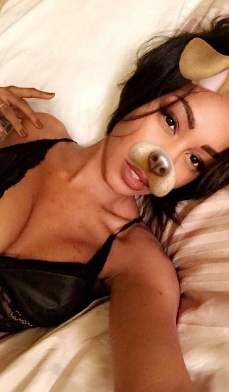 Nia Simone photo 89