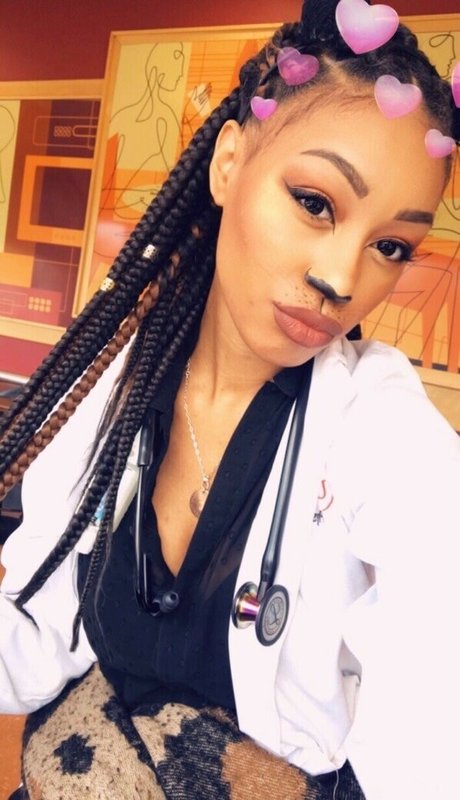 Nia Simone photo 102