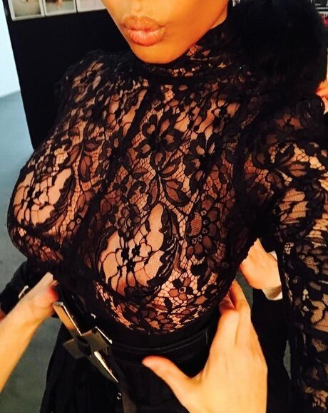 Nicki Minaj photo 33
