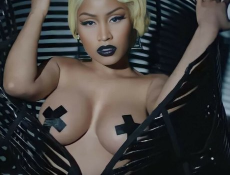 Nicki Minaj photo 56