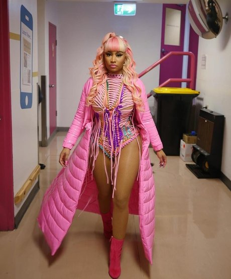 Nicki Minaj photo 106