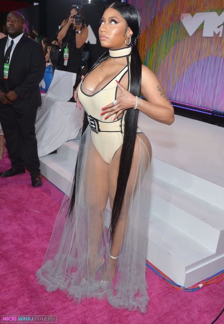 Nicki Minaj photo 116