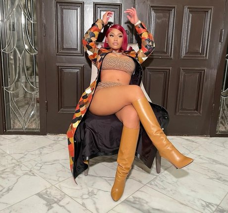 Nicki Minaj photo 183