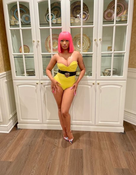 Nicki Minaj photo 197
