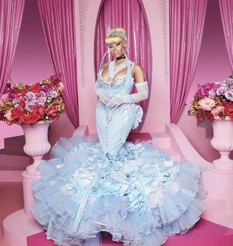 Nicki Minaj photo 257