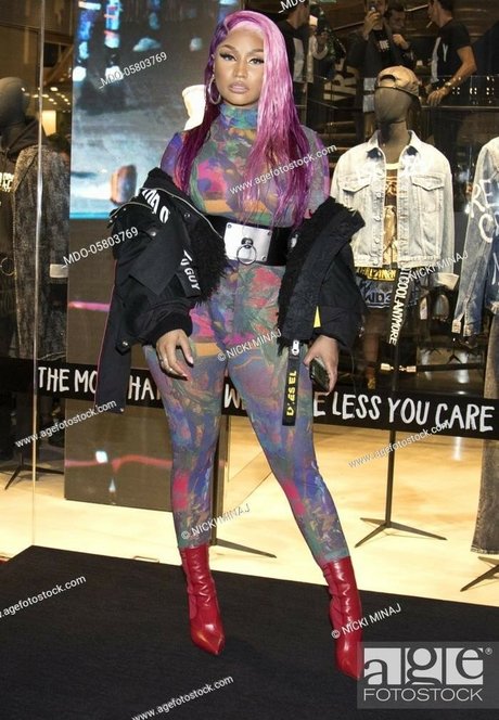 Nicki Minaj photo 261