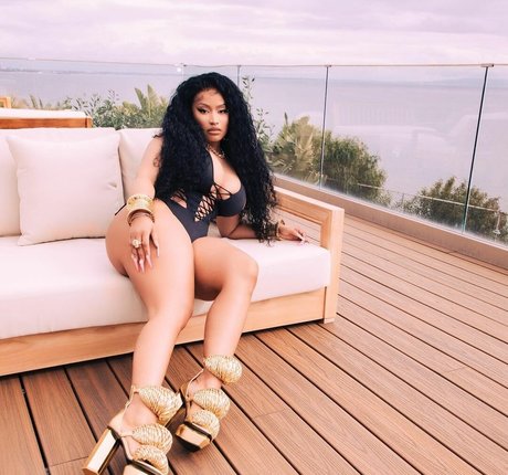 Nicki Minaj photo 333