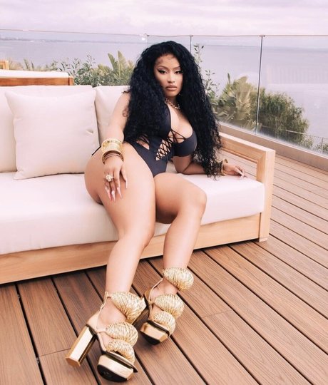 Nicki Minaj photo 336