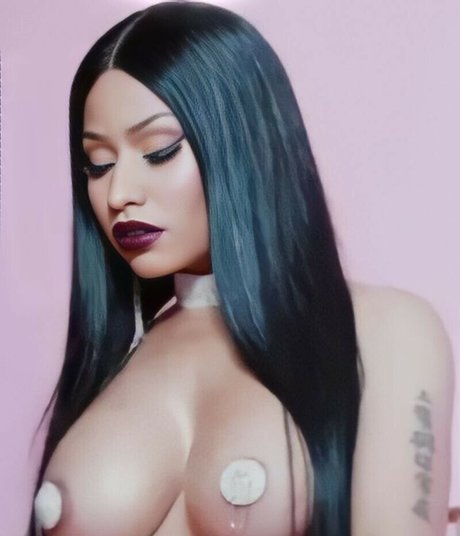 Nicki Minaj photo 370