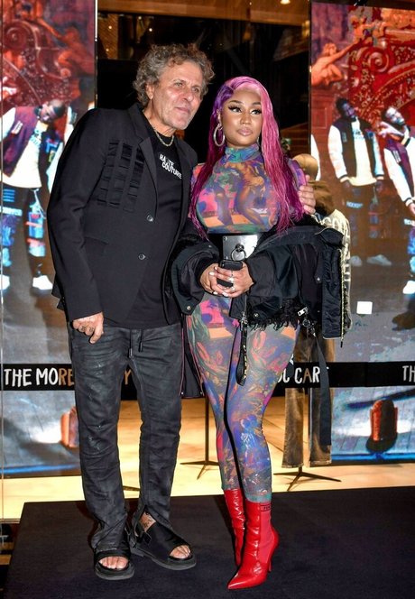 Nicki Minaj photo 406