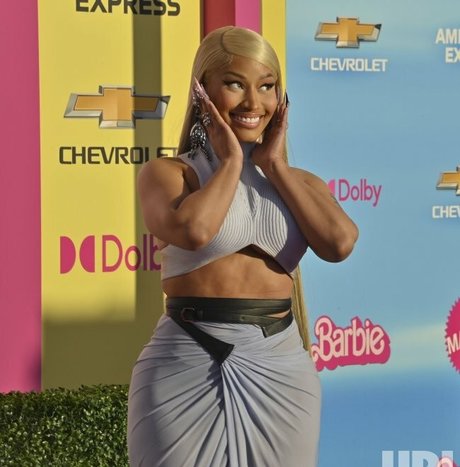 Nicki Minaj photo 437