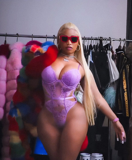 Nicki Minaj photo 454